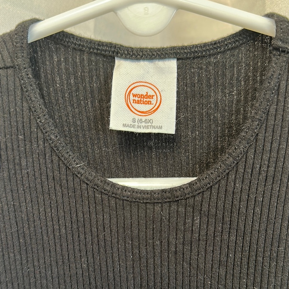 Wonder Nation Black Ribbed Cropped Tank Top - Picture 2 of 5